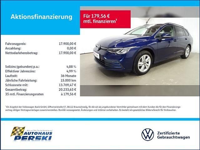Gebraucht VW Golf VIII Life 150 PS (110 kW) 2022 Blau / atlantik blue metallic Kombi