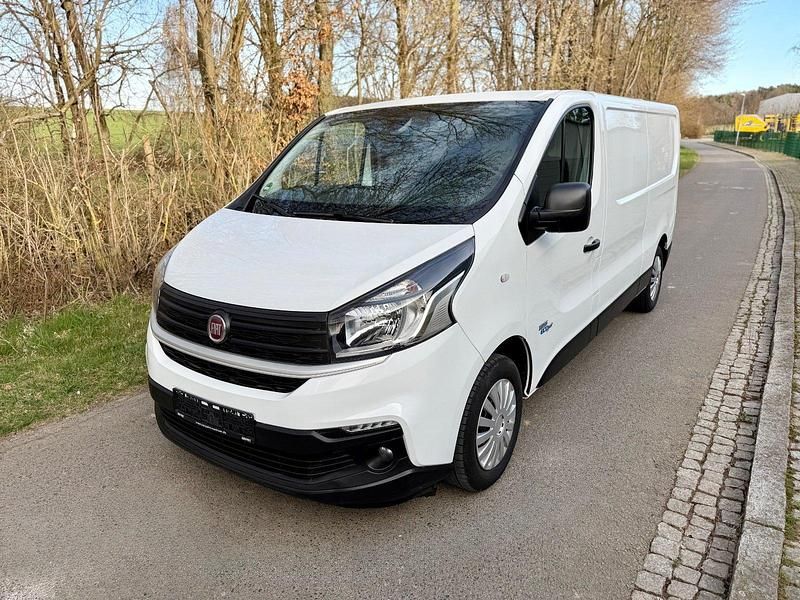 Gebraucht Fiat Talento 125 PS (91 kW) 2017 Weiß Van / Kleinbus