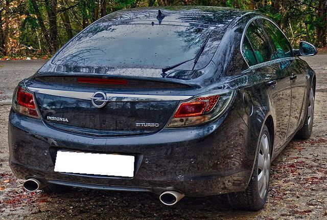 Gebraucht Opel Insignia 200 PS (147 kW) 2012 Schwarz metallic Limousine