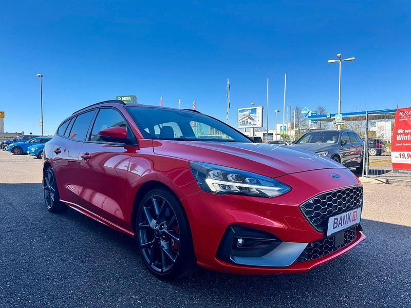 Usata Ford Focus ST 280 CV (205 kW) 2020 Rosso Station wagon