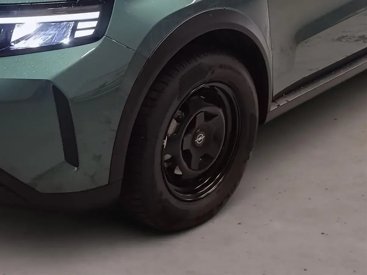 Gebraucht Opel Frontera Edition 145 PS (106 kW) 2024 Grün SUV