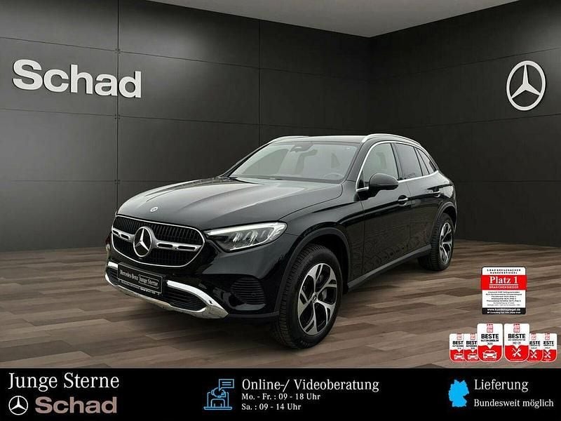 Gebraucht Mercedes GLC300e 333 PS (244 kW) 2024 Unilack schwarz SUV