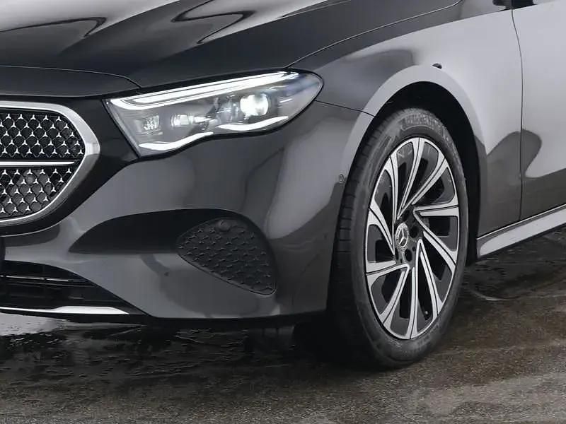 Gebraucht Mercedes E300 Advanced Plus 313 PS (230 kW) 2024 Andere Kombi