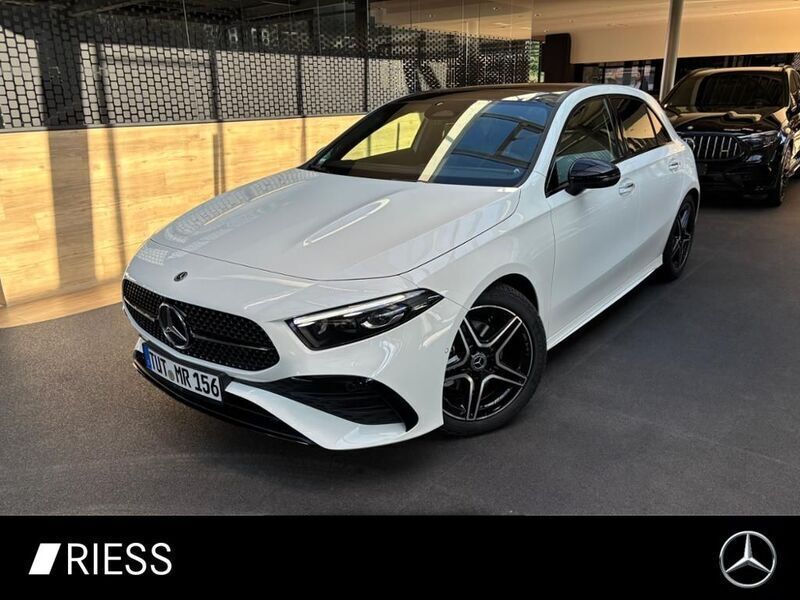 Weiss Gebraucht 2025 Mercedes A200 Night Limousine | 43.500 € - Bild 1/4