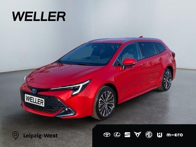 Gebraucht Toyota Corolla Team 140 PS (102 kW) 2023 Rot Kombi