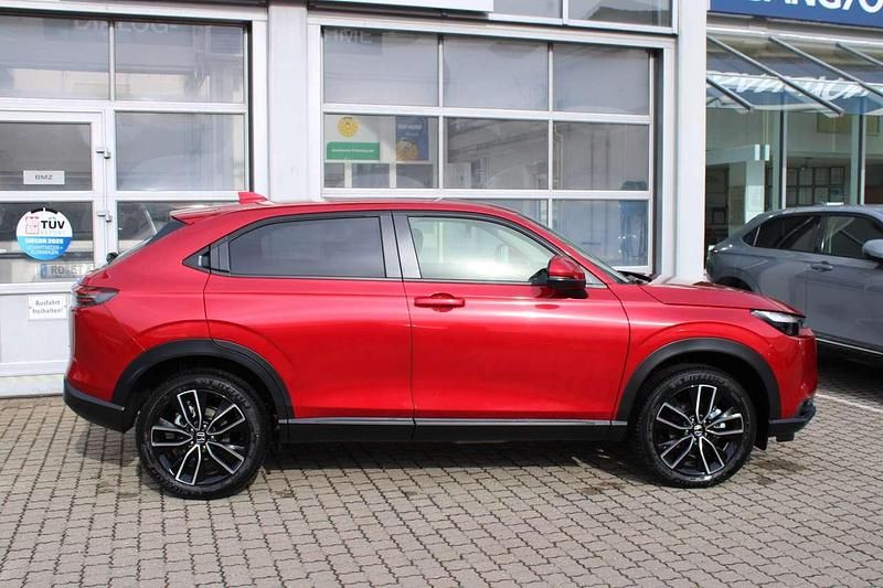 Neu Honda HR-V Elegance 107 PS (78 kW) 2026 Premium crystal red SUV
