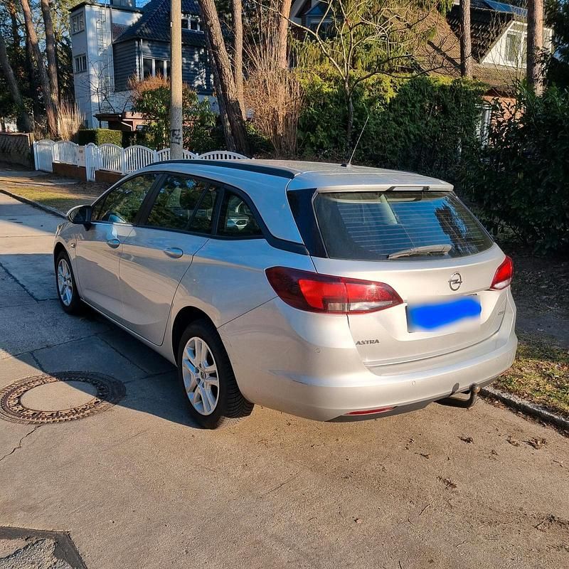Gebraucht Opel Astra 110 PS (80 kW) 2016 Silber Kombi