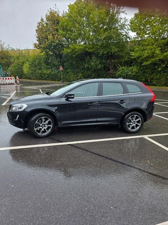 Schwarz Gebraucht 2015 Volvo XC60 Ocean Race SUV | 15.500 € (Fairer Preis) - Bild 1/4