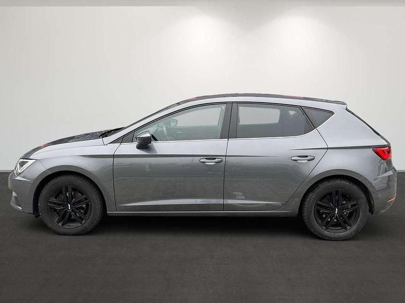 Używany Seat Leon XCELLENCE 150 KM (110 kW) 2017 Szary Hatchback