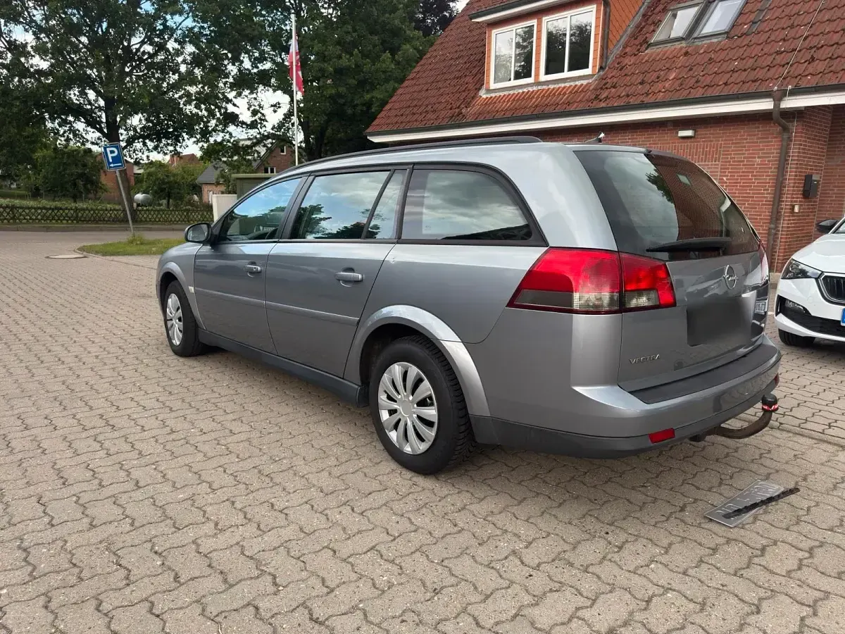 Gebraucht Opel Vectra 150 PS (110 kW) 2005 Grau Kombi