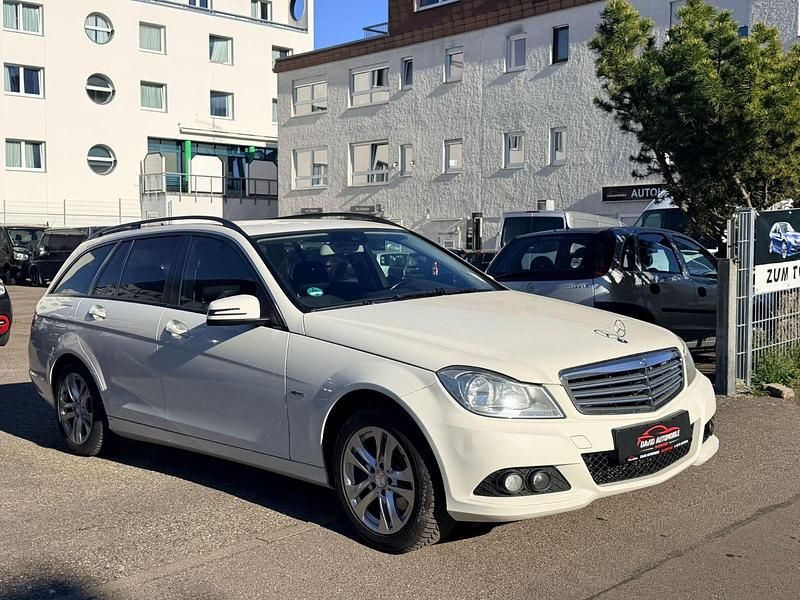 Gebraucht Mercedes C220 170 PS (125 kW) 2011 Weiß Kombi
