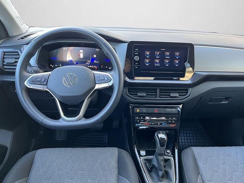 Gebraucht VW T-Cross Life 116 PS (85 kW) 2025 Rauchgrau metallic (metallic) SUV
