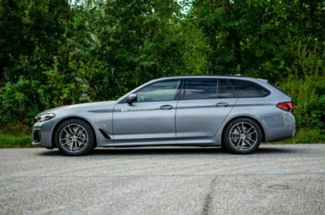 Gebraucht BMW 520 190 PS (139 kW) 2020 Grau metallic Kombi