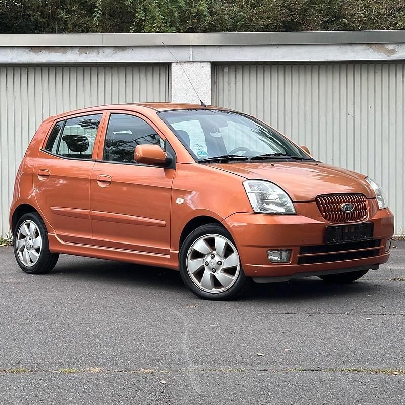 Gold Gebraucht 2006 Kia Picanto 2 Kleinwagen | 850 € (Fairer Preis) - Bild 1/4