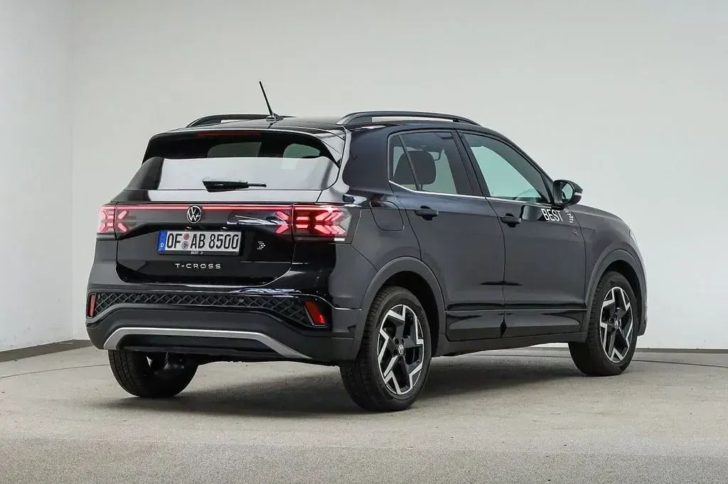 Gebraucht VW T-Cross R-line 116 PS (85 kW) 2026 Schwarz SUV