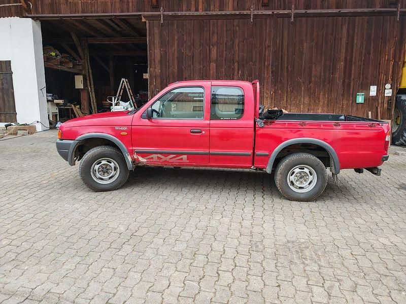 Rot Gebraucht 2000 Ford Ranger Abholung | 3.400 € - Bild 1/4