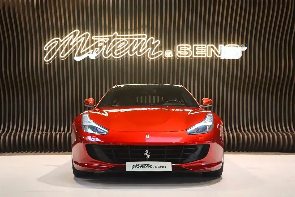 Gebraucht Ferrari GTC4Lusso 689 PS (506 kW) 2018 Rot Kombi