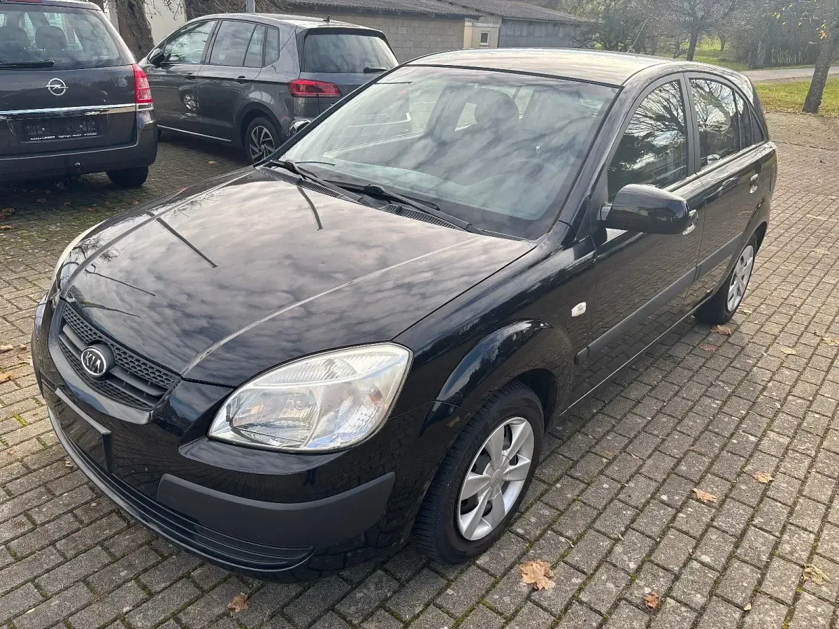 Gebraucht Kia Rio 97 PS (71 kW) 2006 Schwarz Kleinwagen