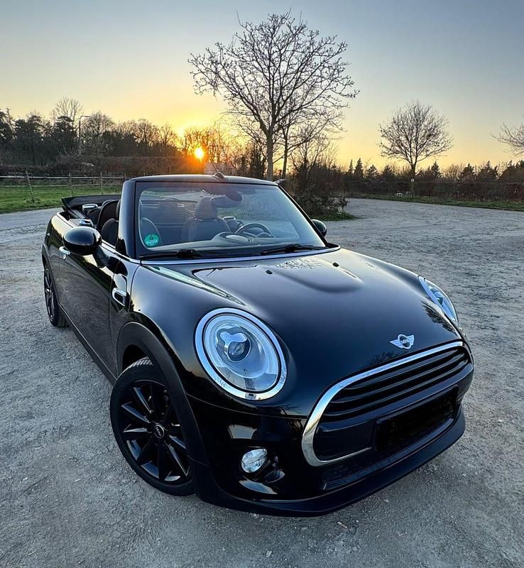 Gebraucht Mini Cooper 136 PS (100 kW) 2018 Schwarz Kleinwagen