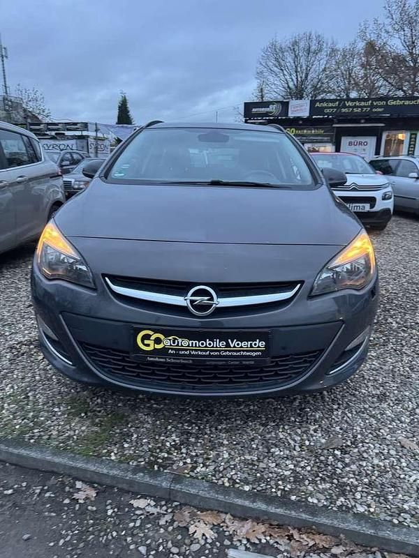 Astra Gebraucht 2013 Opel Astra Kombi | 5.490 € (Fairer Preis) - Bild 1/4