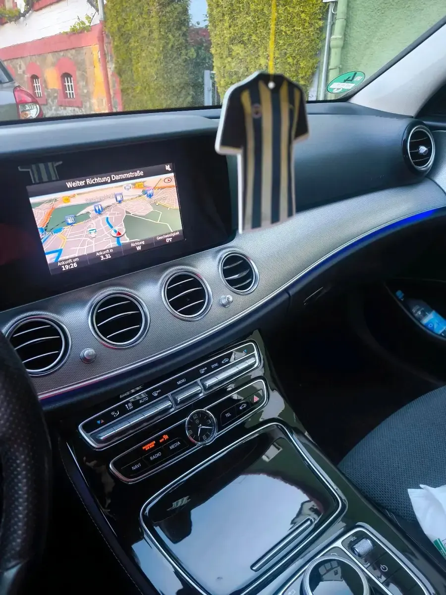 Gebraucht Mercedes E200 184 PS (135 kW) 2016 Grau Limousine
