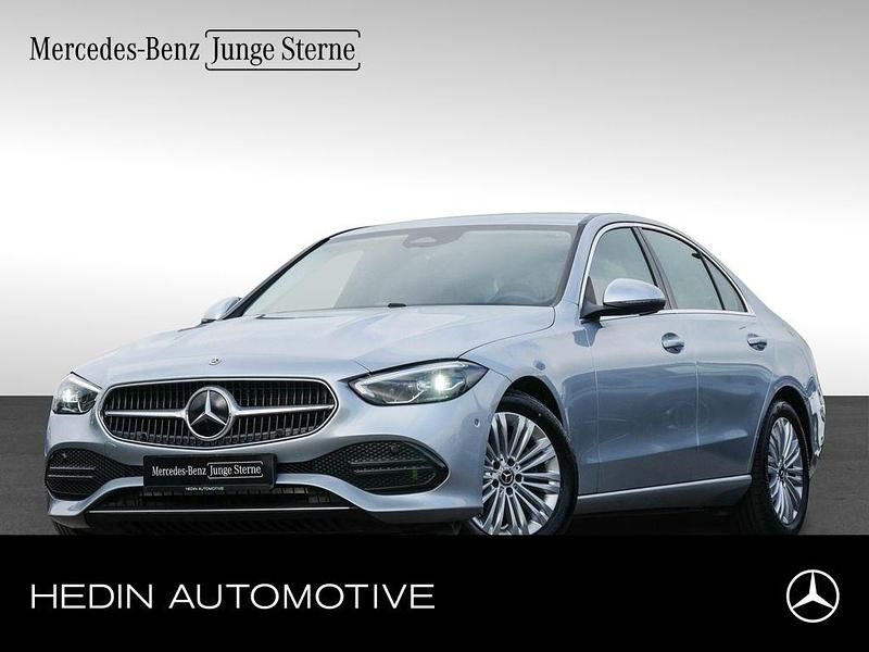 Silber Gebraucht 2024 Mercedes C180 Avantgarde Limousine | 36.250 € (Fairer Preis) - Bild 1/4