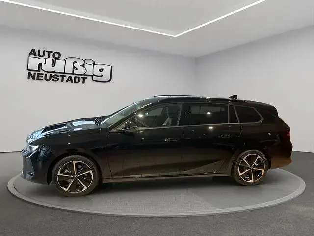 Gebraucht Opel Astra Edition 145 PS (106 kW) 2026 Karbon schwarz (metallic) Kombi