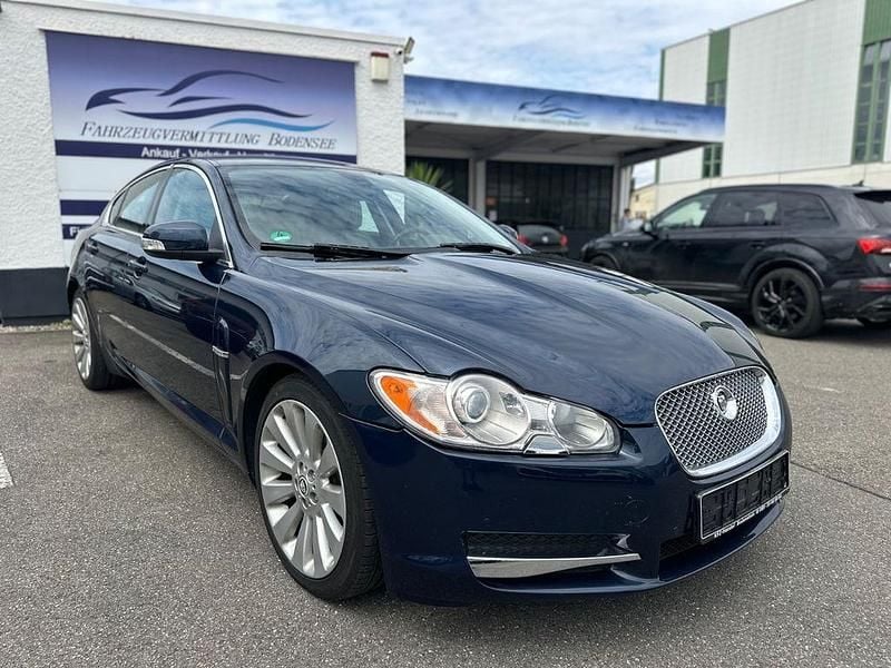Gebraucht Jaguar XF Premium Luxury 298 PS (219 kW) 2008 Blau Limousine