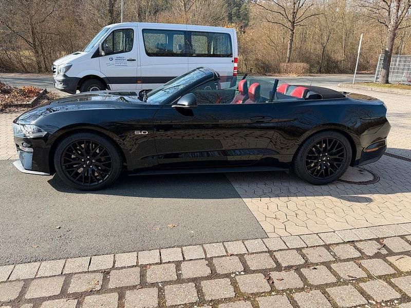 Gebraucht Ford Mustang GT 446 PS (328 kW) 2024 Schwarz Cabrio