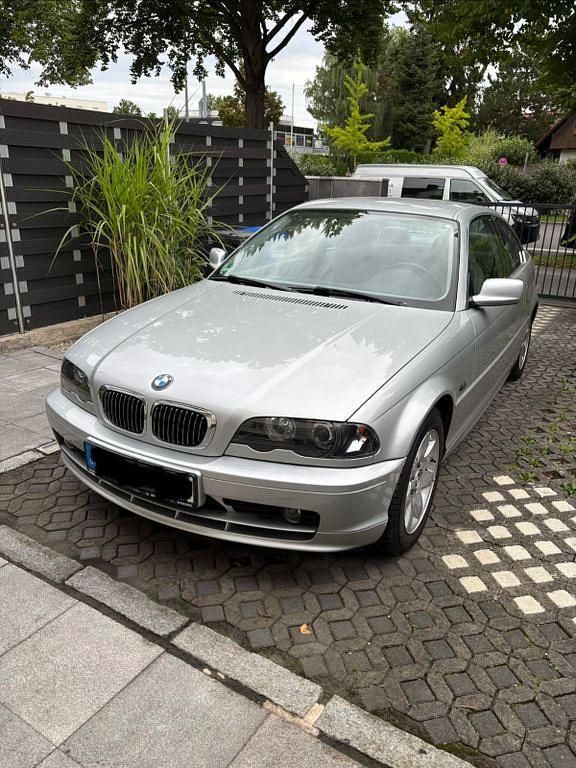Usata BMW 320 150 CV (110 kW) 2000 Argento Coupé