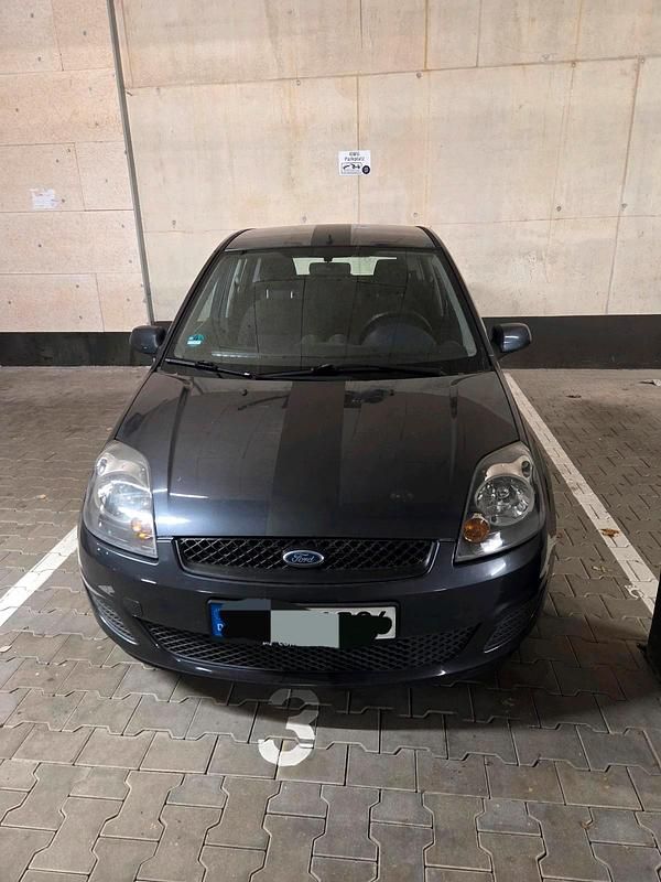 Schwarz Gebraucht 2007 Ford Fiesta Kleinwagen | 1.500 € - Bild 1/4
