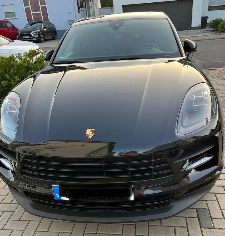 Schwarz Gebraucht 2019 Porsche Macan SUV | 43.500 € (Guter Preis) - Bild 1/4