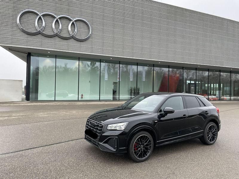Używany Audi Q2 Competition 190 KM (139 kW) 2025 Czarny SUV