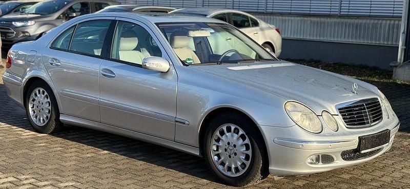 Gebraucht Mercedes E350 272 PS (200 kW) 2005 Silber Limousine