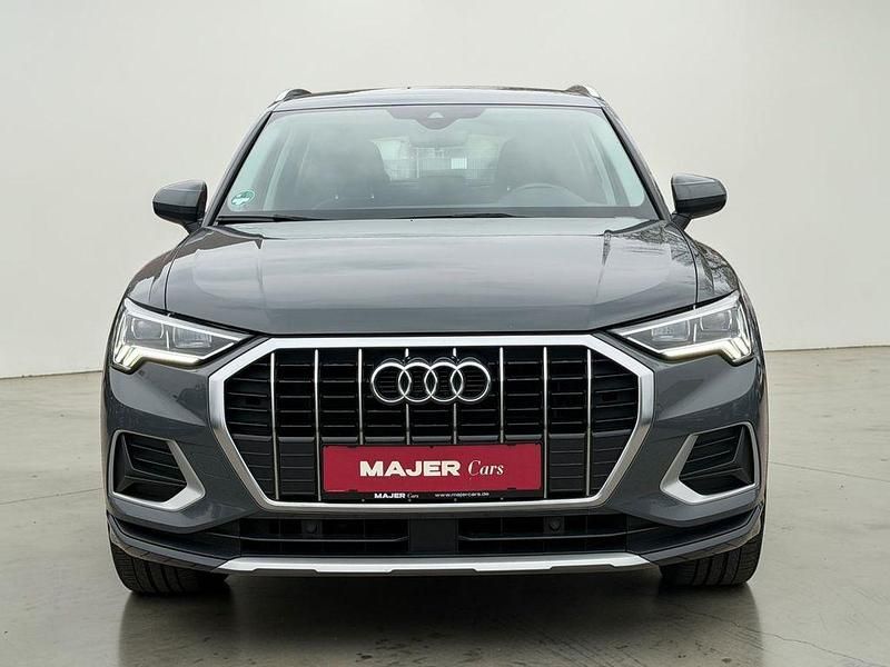 Gebraucht Audi Q3 Basis 150 PS (110 kW) 2019 Grau SUV