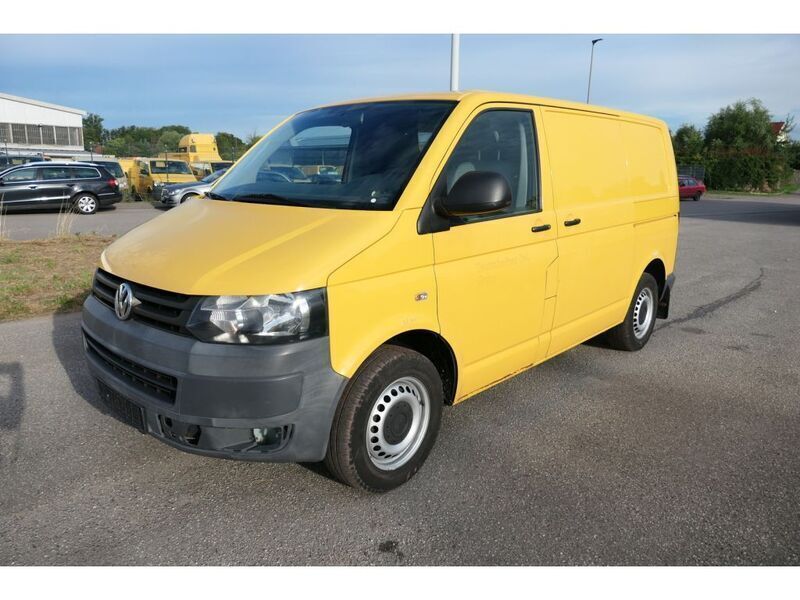 Gebraucht VW T5 84 PS (61 kW) 2011 Ginstergelb r1032 Van