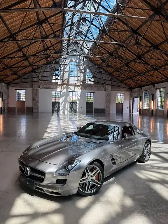 Gebraucht Mercedes SLS AMG AMG 571 PS (419 kW) 2010 Amg alubeam silber (metallic) Coupé