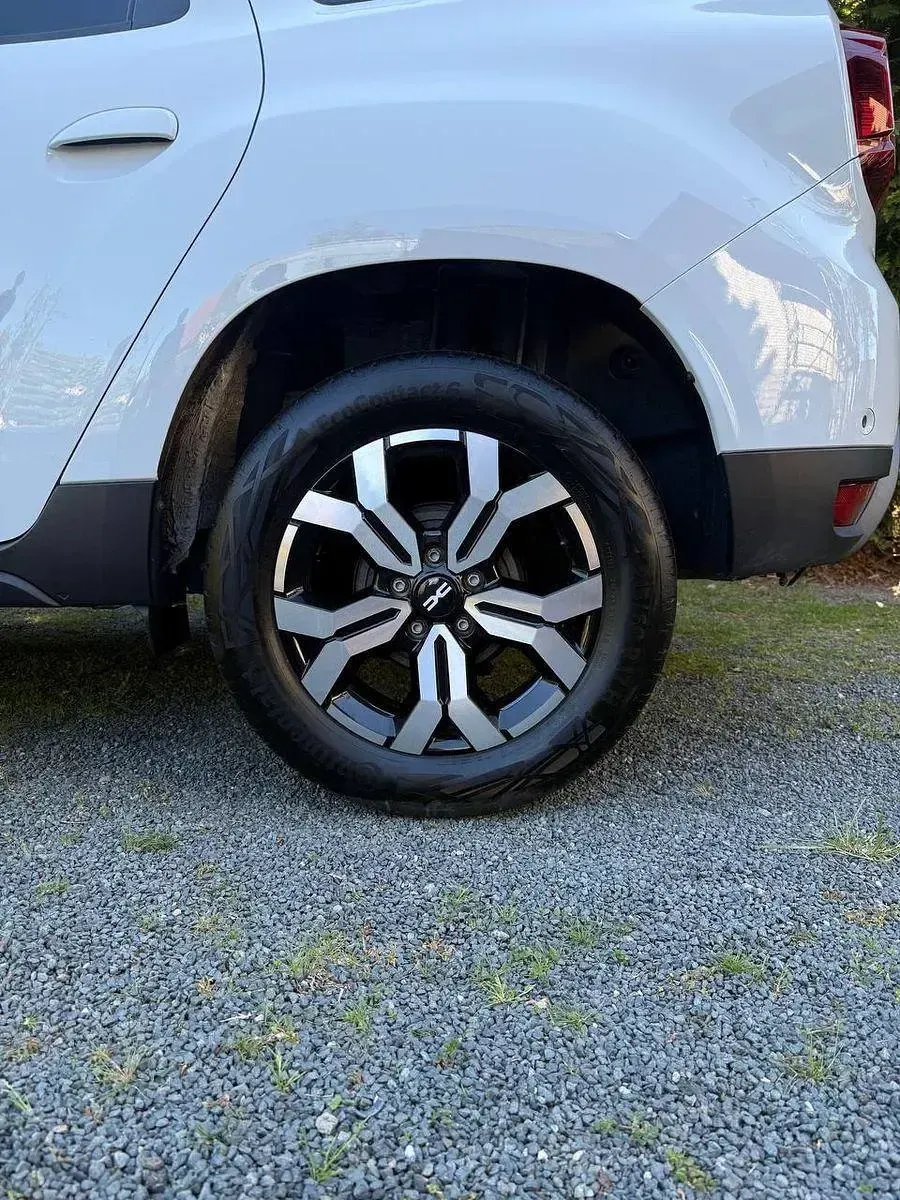 Occasion Dacia Duster Journey 101 ch (74 kW) 2023 Blanc SUV