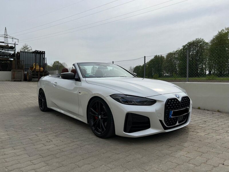 Weiß Gebraucht 2021 BMW M440 M Sport Limousine | 62.900 € - Bild 1/4