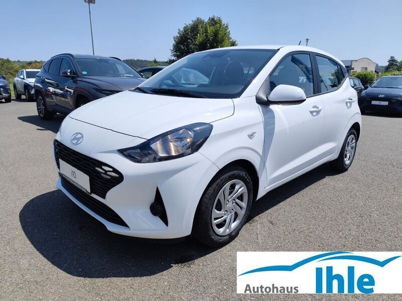 Atlas white / sol Neu 2025 Hyundai i10 Select Kleinwagen | 18.420 € (Fairer Preis) - Bild 1/4