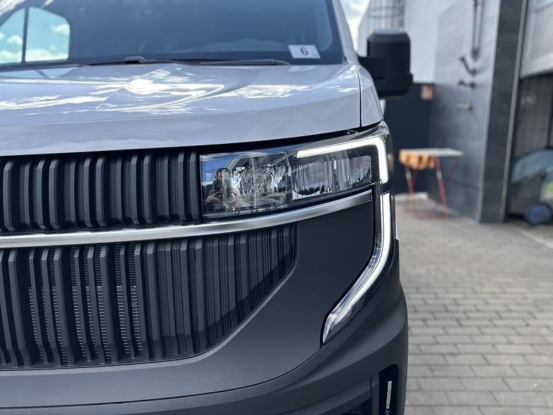 Neu Renault Master 2026 Van / Kleinbus