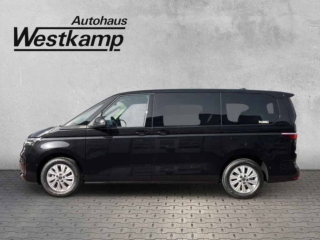 Neu VW Multivan Life 150 PS (110 kW) 2026 Deep black perleffekt Van / Kleinbus