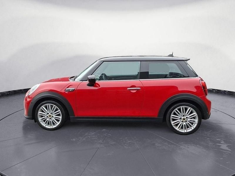 Gebraucht Mini Cooper SE Classic 135 kW (184 PS) 2022 Rot Kleinwagen