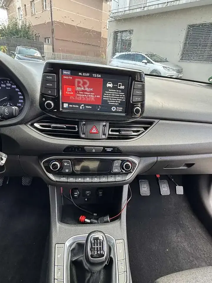 Gebraucht Hyundai i30 N Line 136 PS (100 kW) 2021 Weiß Limousine
