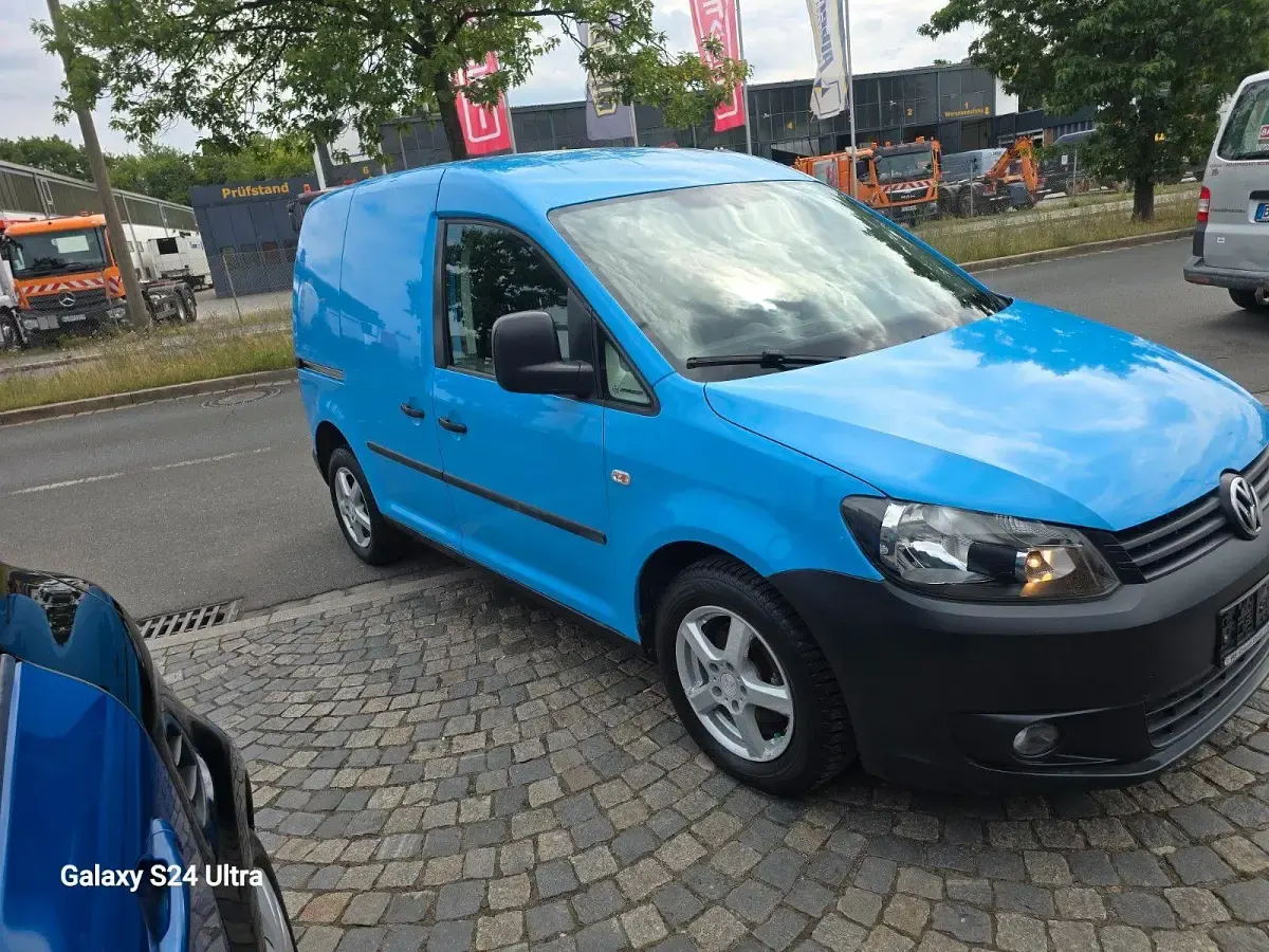 Gebraucht VW Caddy 75 PS (55 kW) 2011 Blau Van / Kleinbus