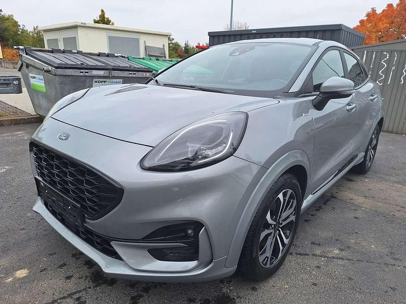 Gebraucht Ford Puma ST-Line 125 PS (91 kW) 2023 Solar silver SUV