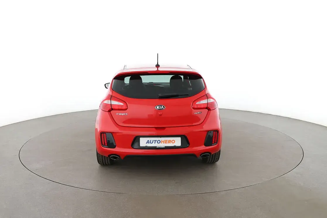 Gebraucht Kia Ceed GT GT-Line 120 PS (88 kW) 2016 Rot Limousine