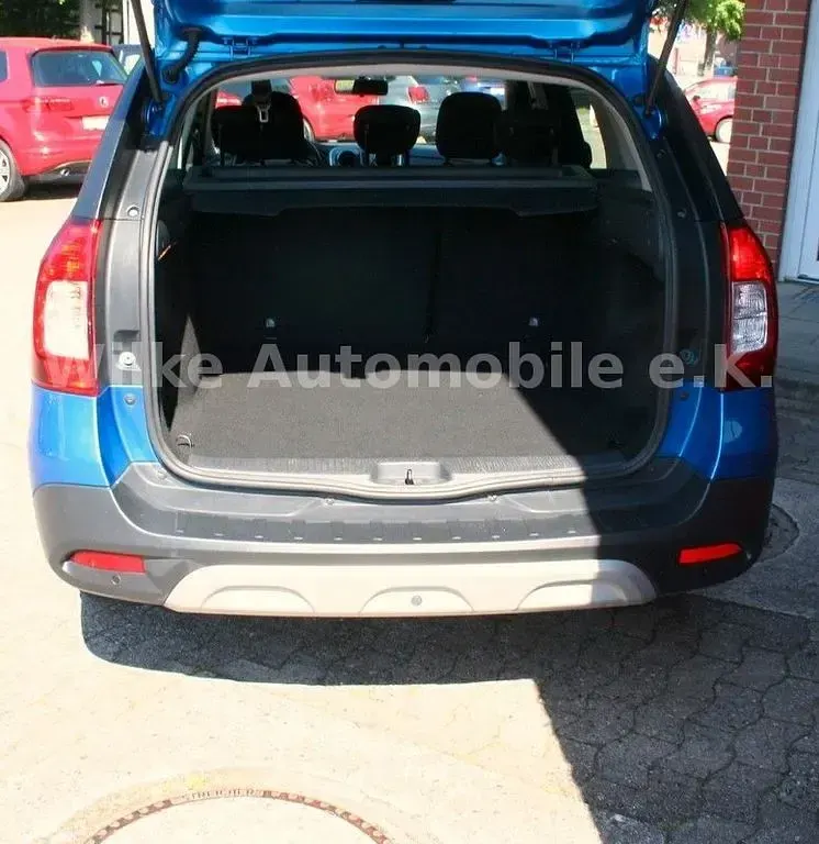 Używany Dacia Logan MCV Stepway 90 KM (66 kW) 2018 Niebieski Kombi