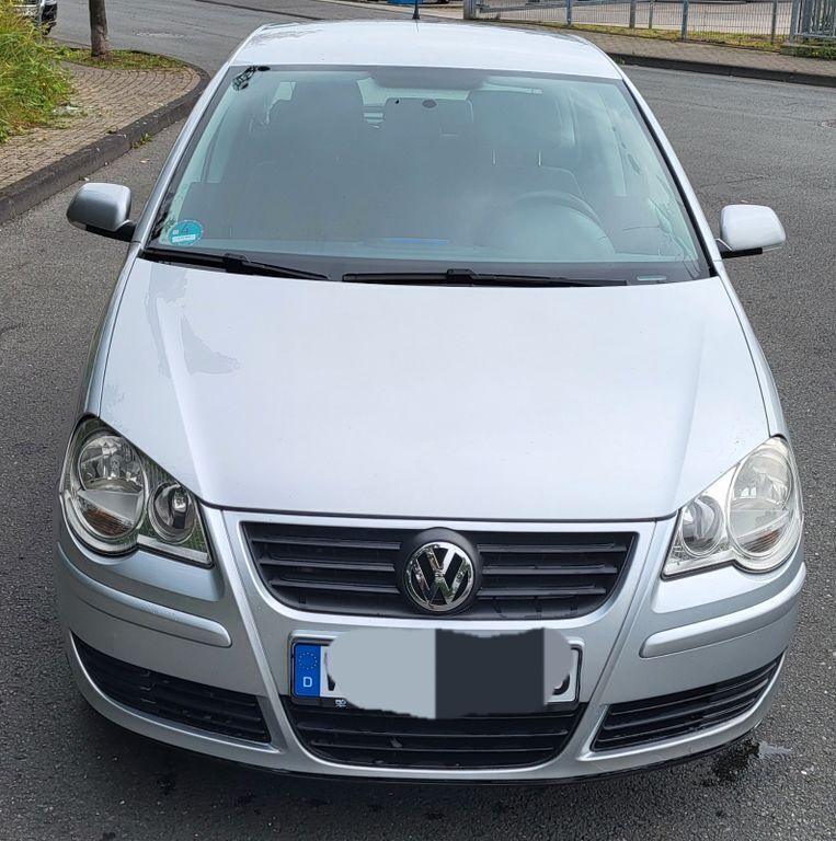 Silber Gebraucht 2007 VW Polo Limousine | 3.299 € (Fairer Preis) - Bild 1/4