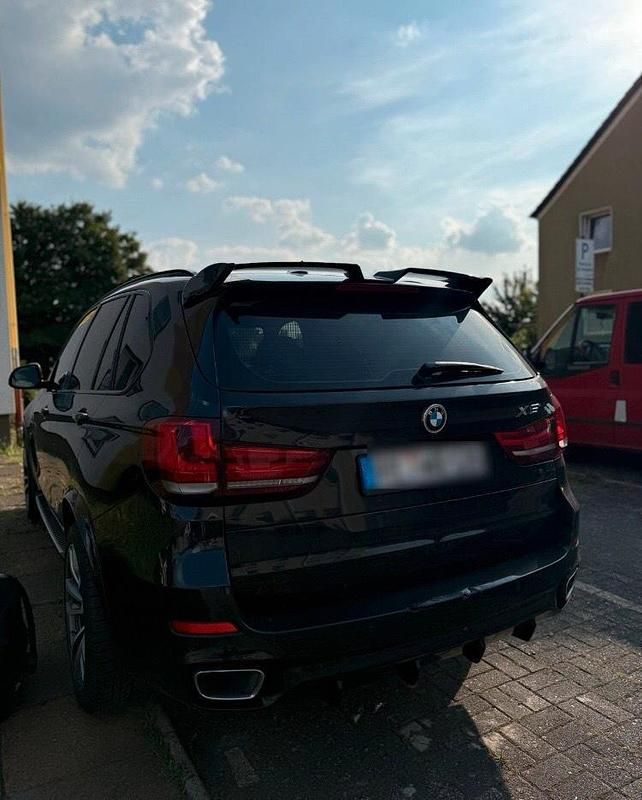 Schwarz Gebraucht 2015 BMW X5 SUV | 22.000 € (Fairer Preis) - Bild 1/4